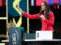 也在比赛中 也在比赛中